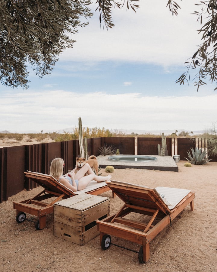 The Desert Outlander Houses for Rent in Landers, California, United