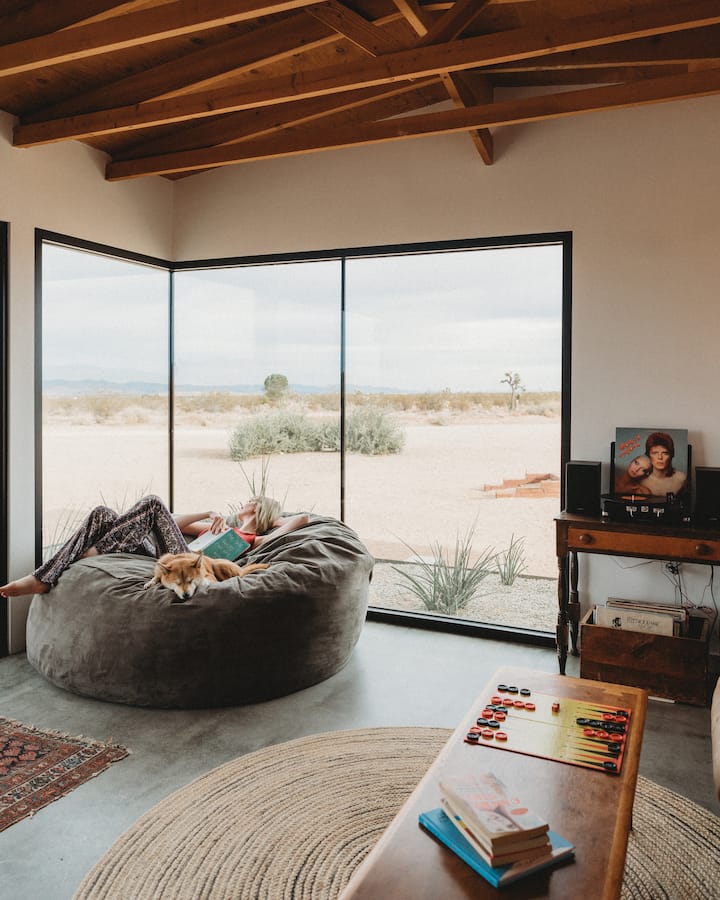 The Desert Outlander Houses for Rent in Landers, California, United