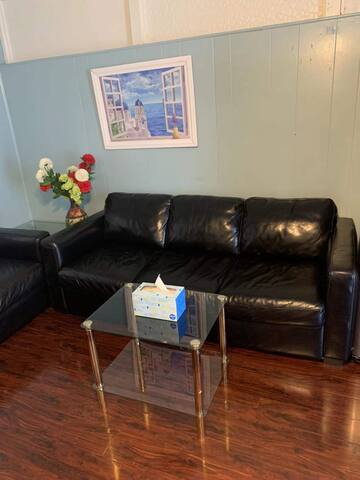 2BD Home、1.8 miles to Strip，sleeps 6 gallery image 2