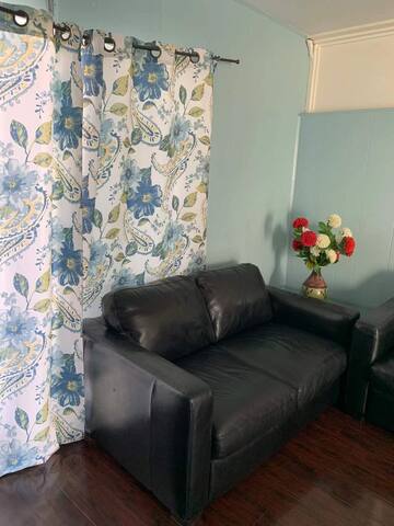 2BD Home、1.8 miles to Strip，sleeps 6 gallery image 3