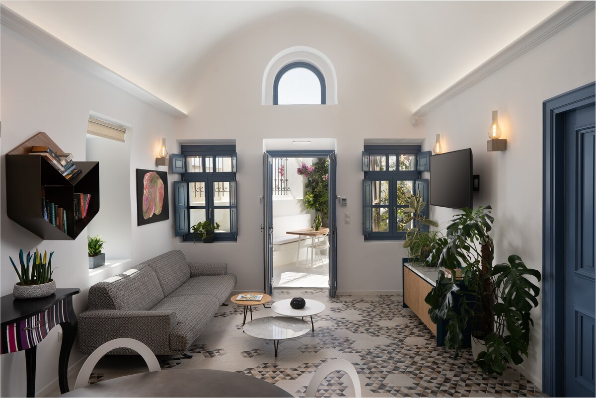 Villa Meltemi — view 4
