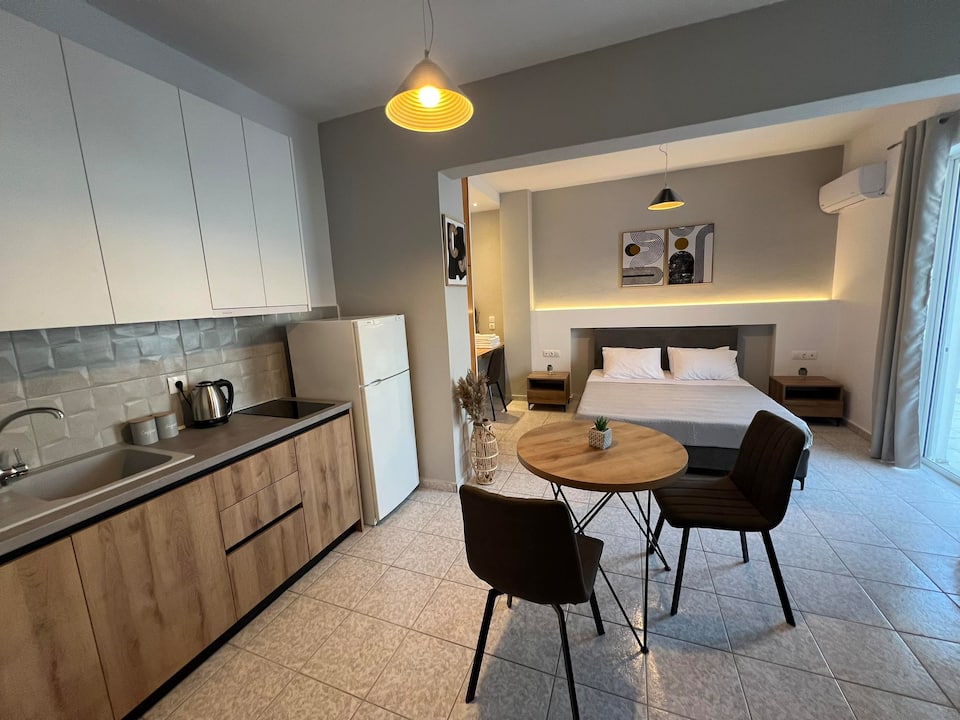 Ilias Nest 1 — photo 1