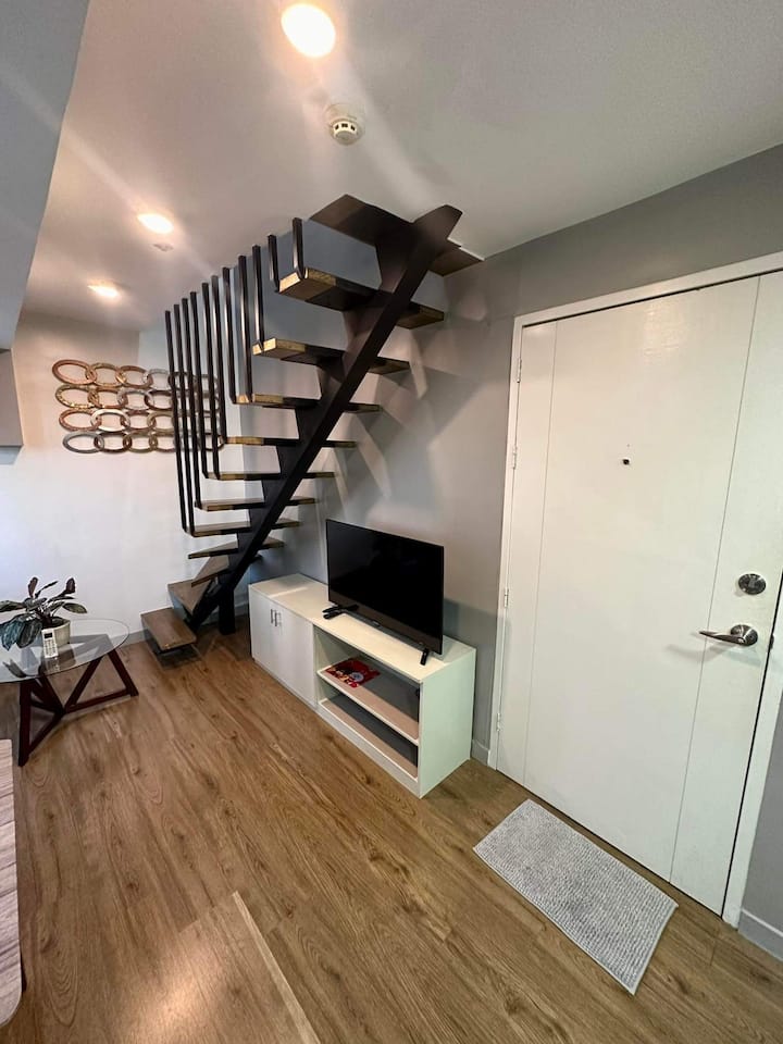 Moderncozy Condo In Bgc, Sleeps 6 Near High Street - Taguig
