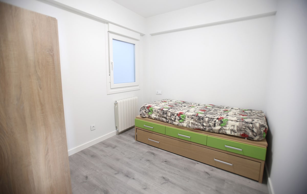 Dhomë gjumi me krevat dopio.