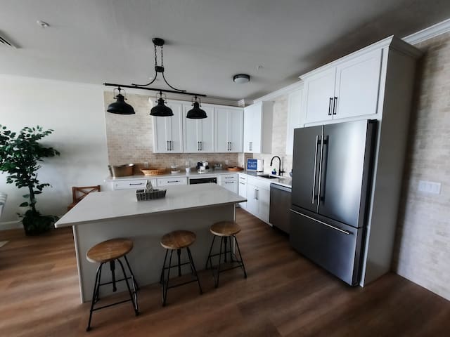 Delavan Lake Resort Hotel, LLC managed Airbnb listing 3