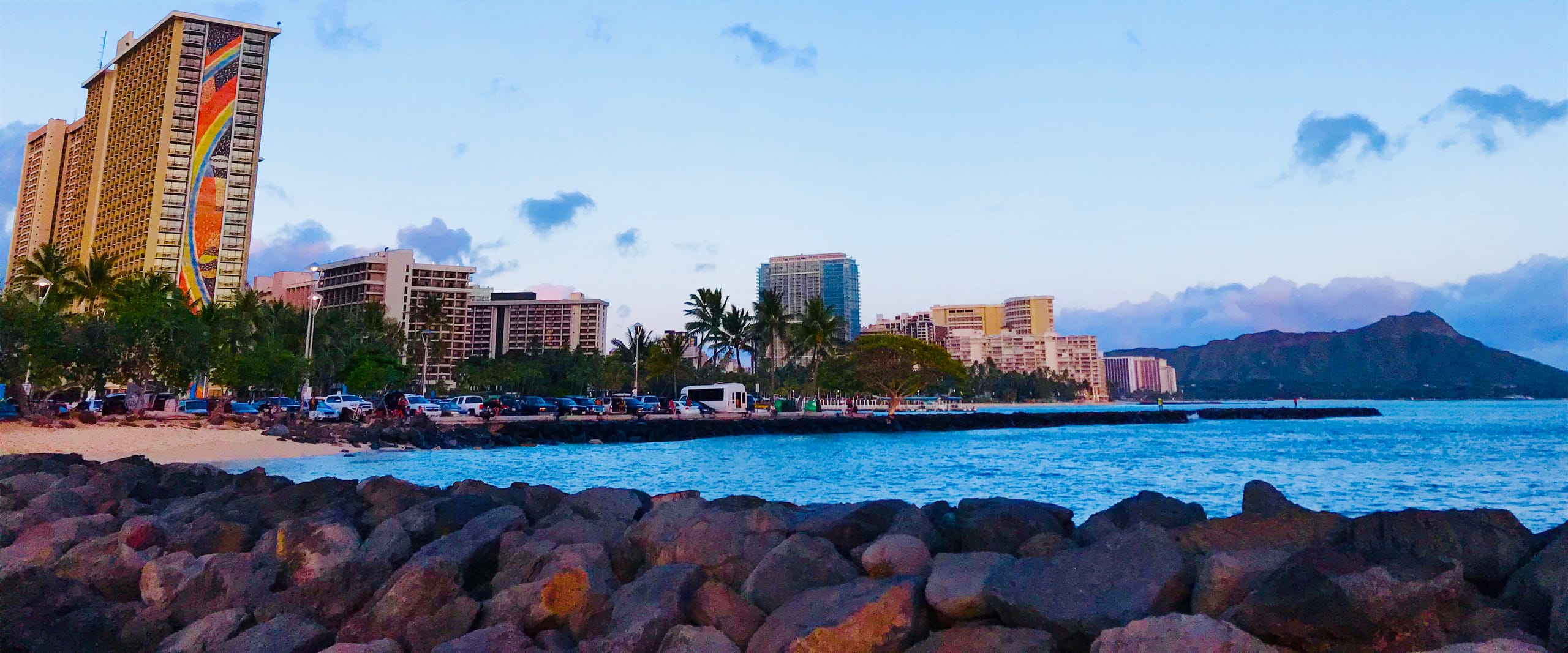 Condo in Honolulu · ★4.75 · 2 bedrooms · 3 beds · 1 private bath - Image 31