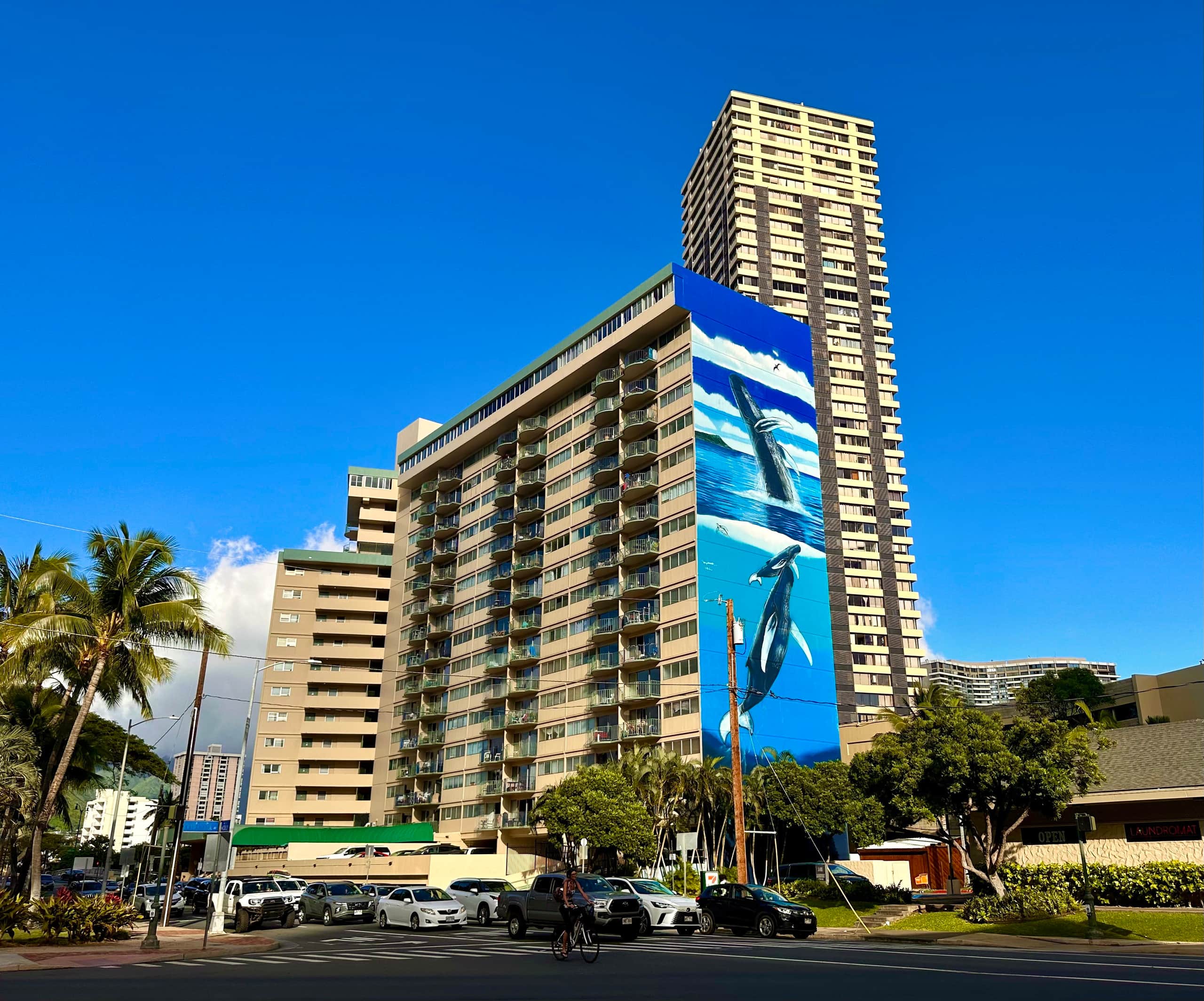 Condo in Honolulu · ★4.75 · 2 bedrooms · 3 beds · 1 private bath - Image 37