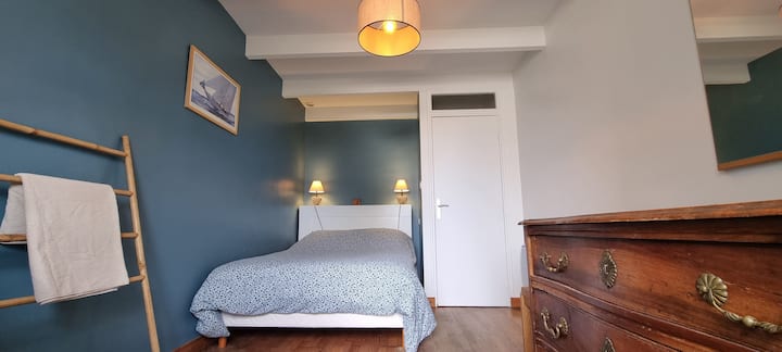 Chambre double côté port, avec sa terrasse