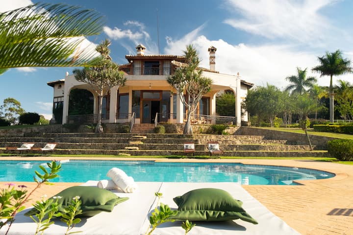 Farm Boutique Villa Realli Atibaia • Main House