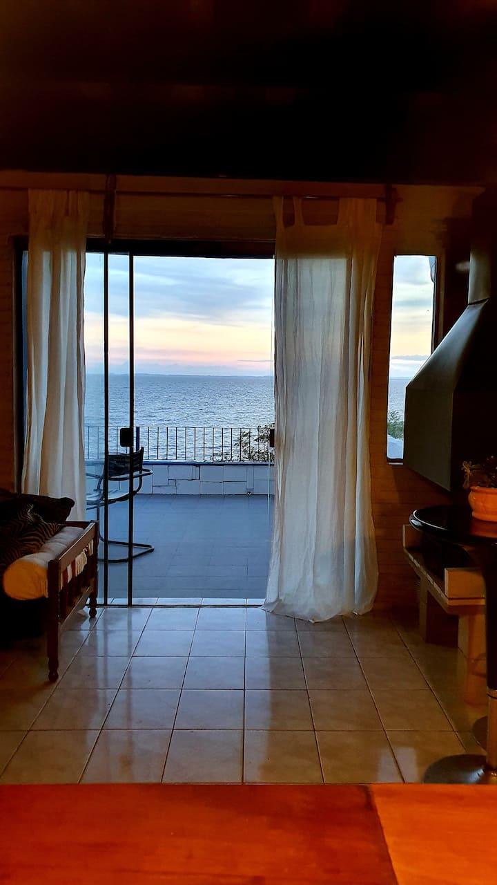 Casa Porto Do Sol, à Beira Do Rio Guaíba. - Porto Alegre