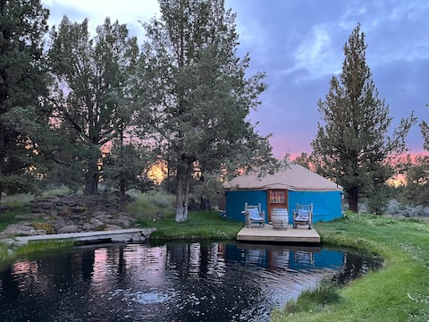 Yurt at Rainbow Ranch: Quiet, Cozy and Luxurious!