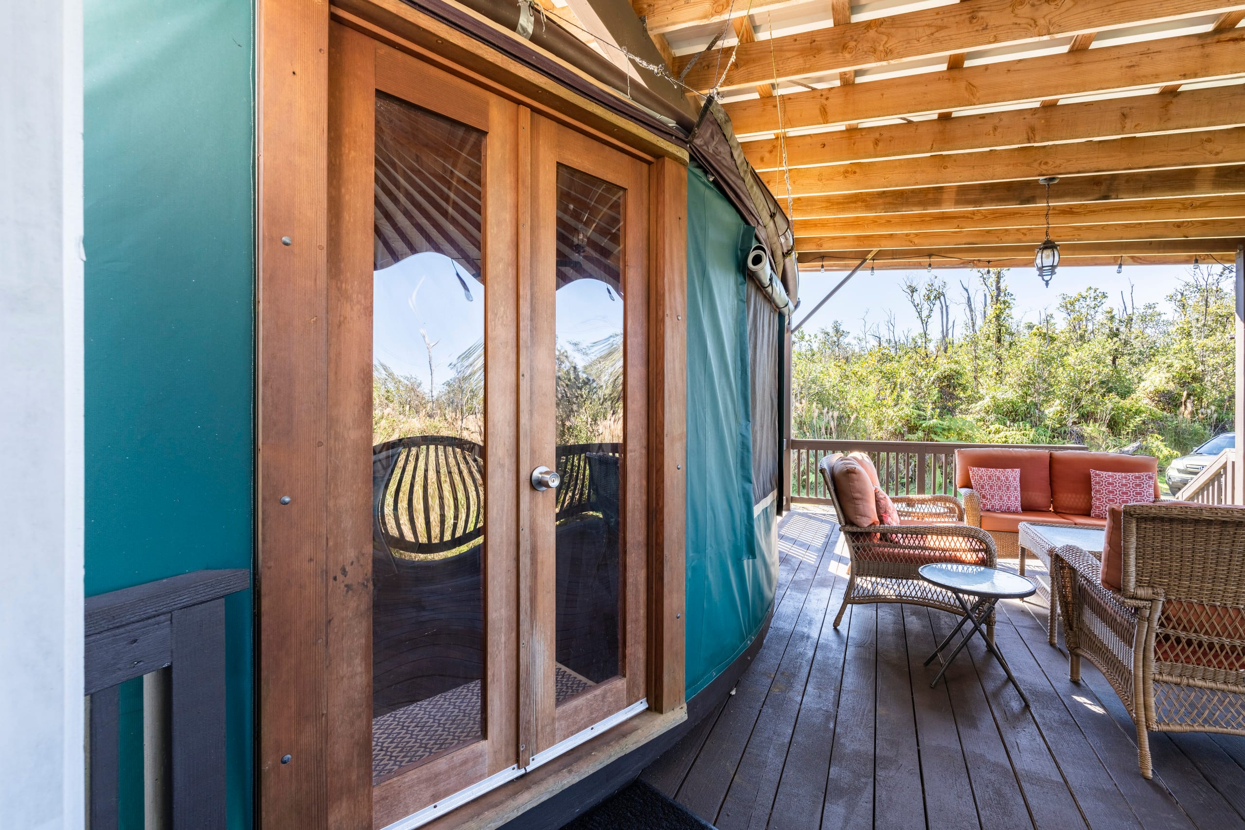 Stylish Yurt - Photo 20