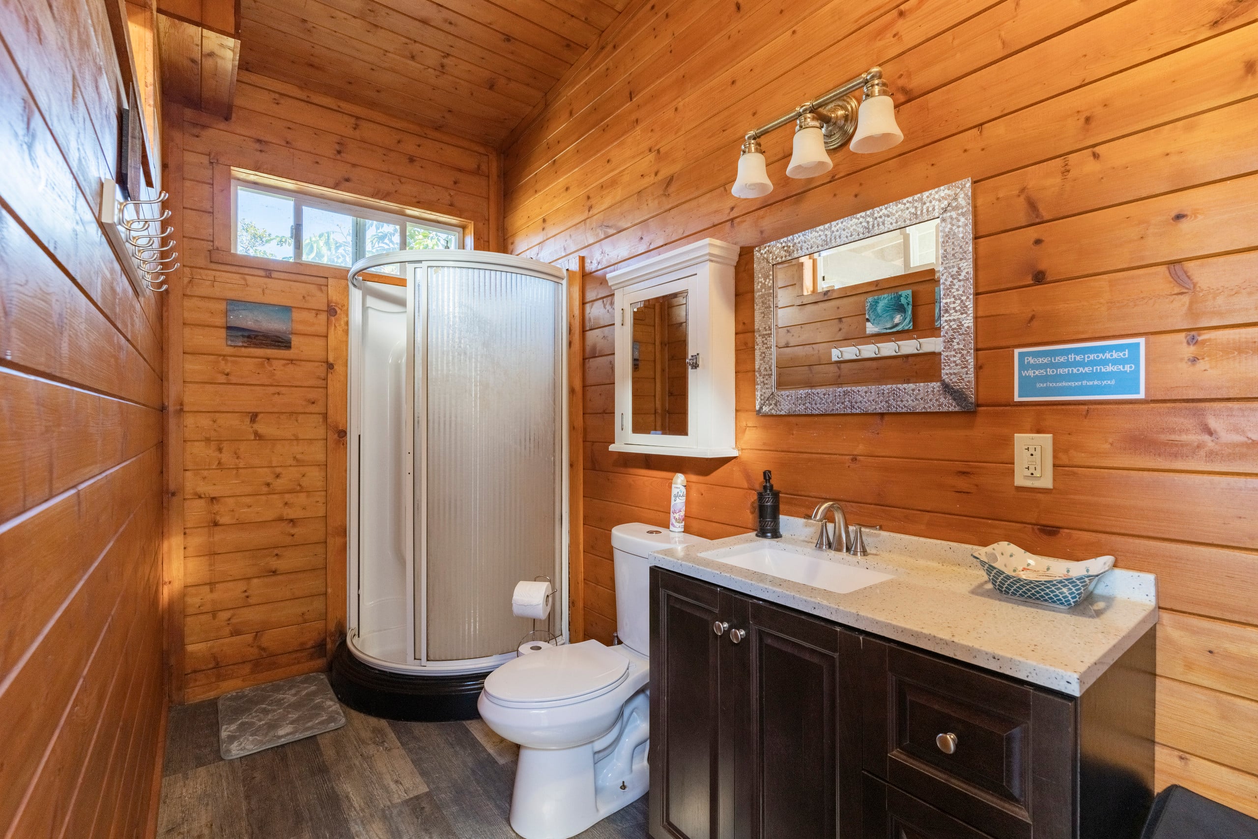 Stylish Yurt - Photo 19