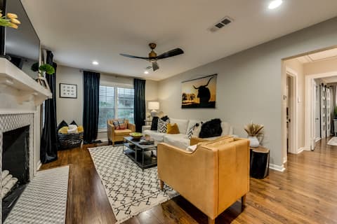 Popular Airbnb listing: Campout on El Campo in the Cultural Arts District! in Fort Worth