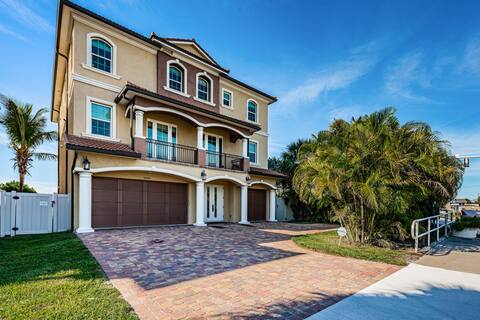 Serenity Now | Private Pool | Beachfront