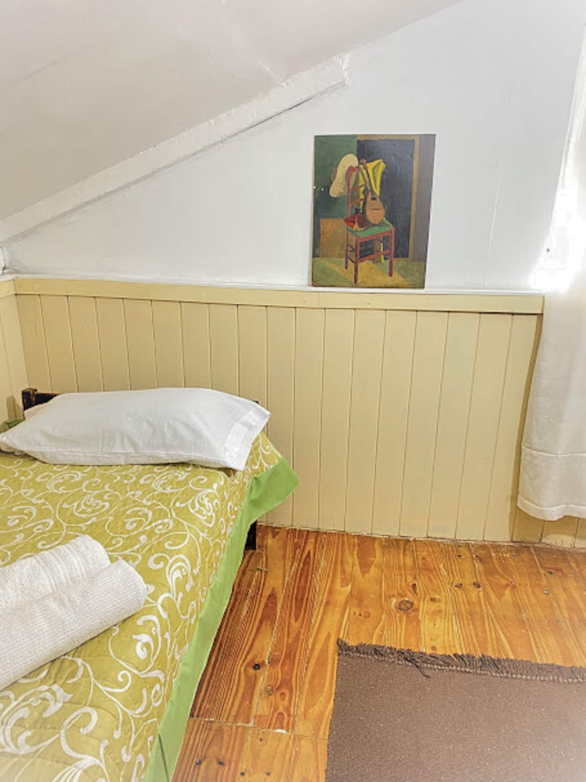 8' From the Racecourse | Bed & Breakfast Lollapalooza