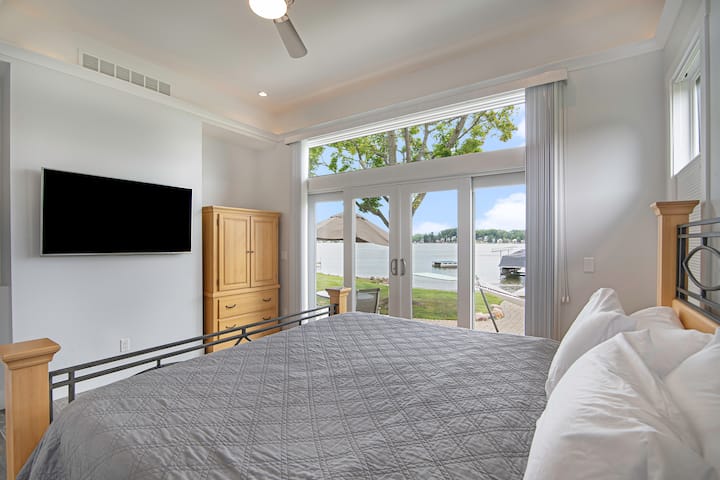 חדר שינה מס '1 - סוויטת קינג עם קיר דלת לפטיו