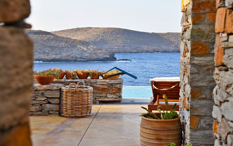 The “Charming Waterfront Retreat” near Otzia gallery image 5