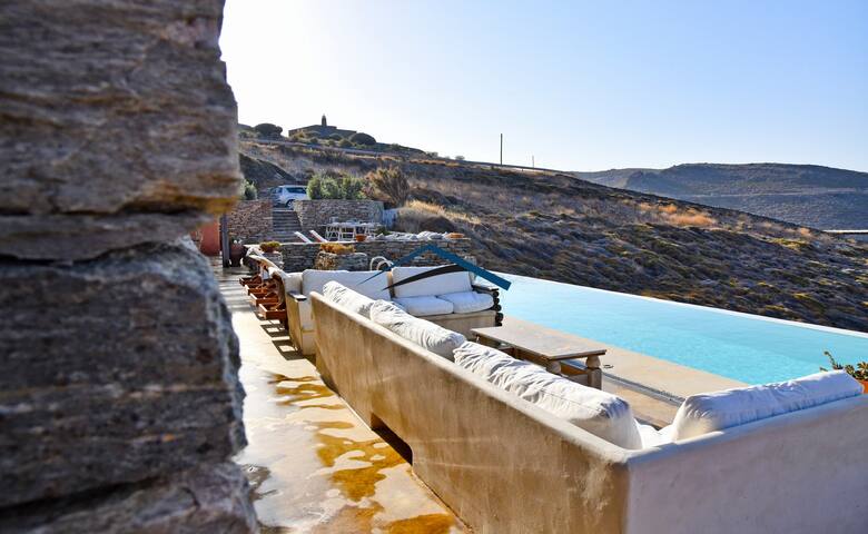 The “Charming Waterfront Retreat” near Otzia gallery image 4