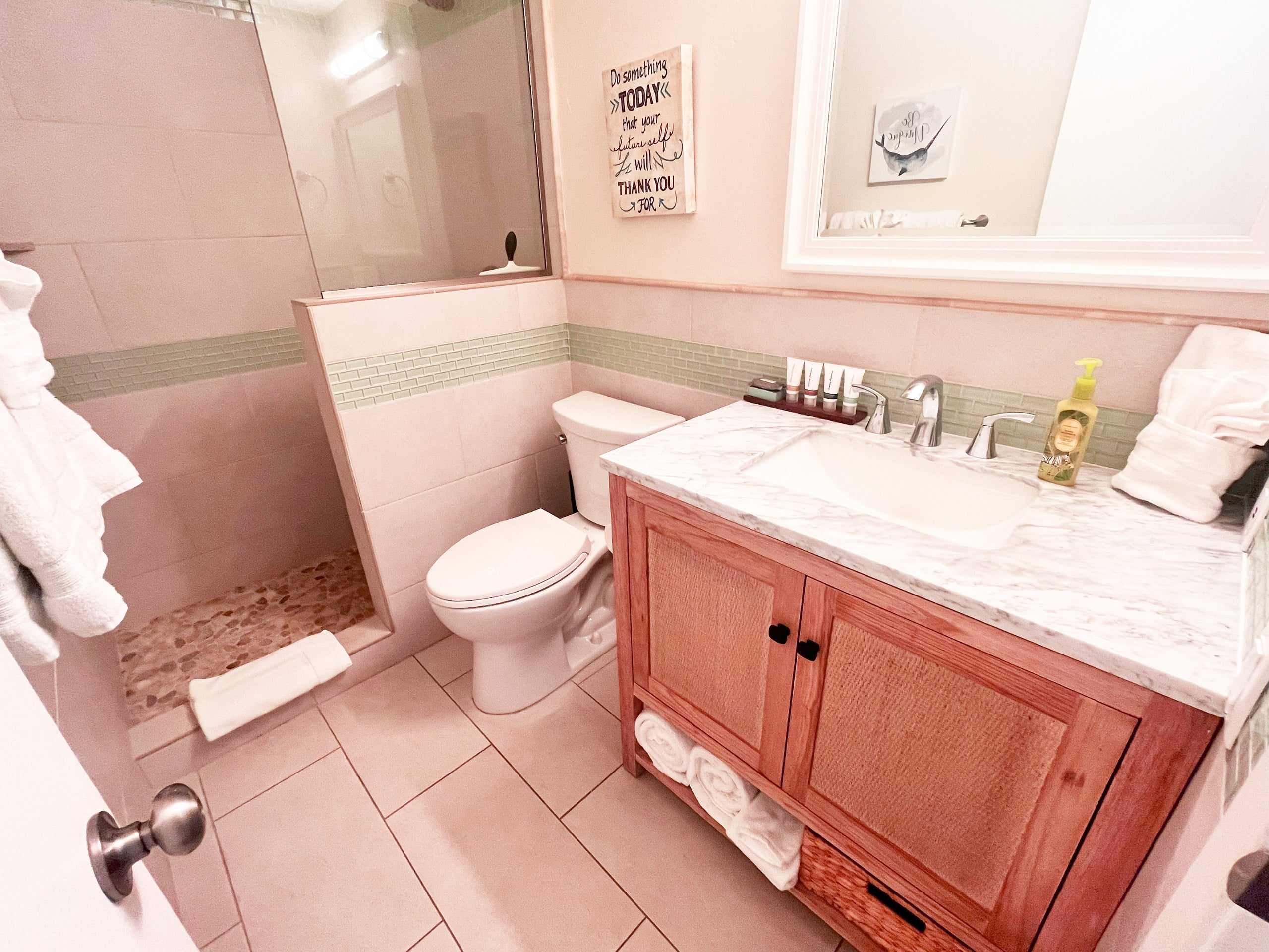 Condo in Kailua-Kona · ★4.99 · 2 bedrooms · 2 beds · 2 baths - Image 20