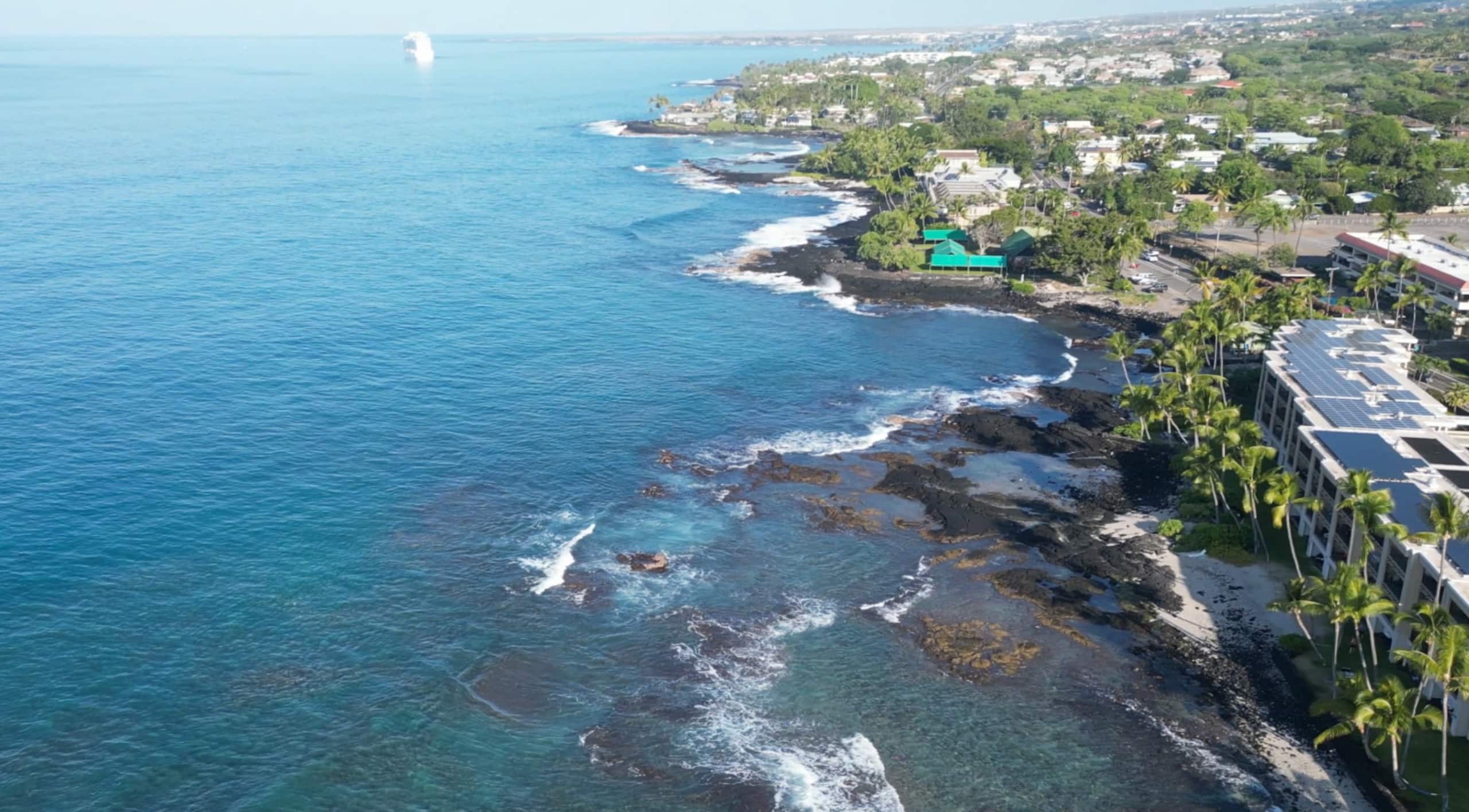Condo in Kailua-Kona · ★4.99 · 2 bedrooms · 2 beds · 2 baths - Image 27
