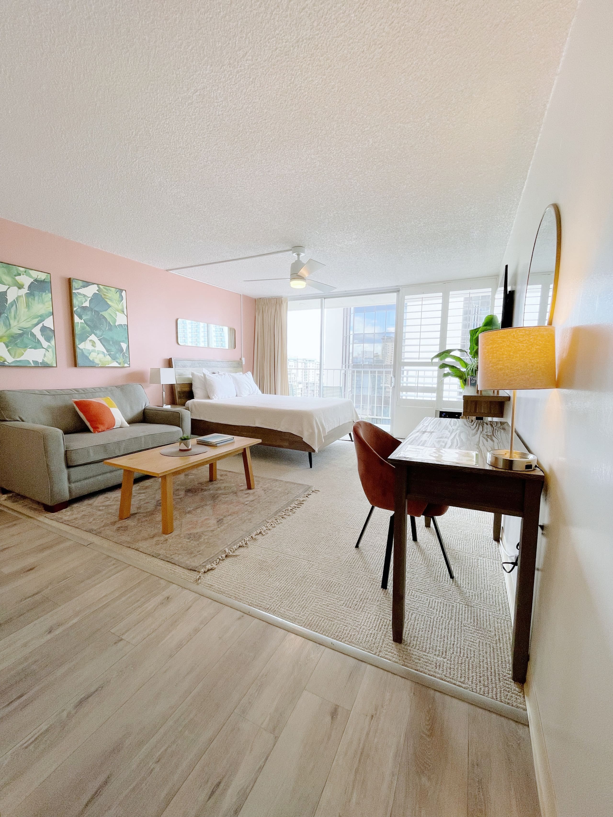 Condo in Honolulu · ★4.98 · Studio · 1 bed · 1 bath - Image 35