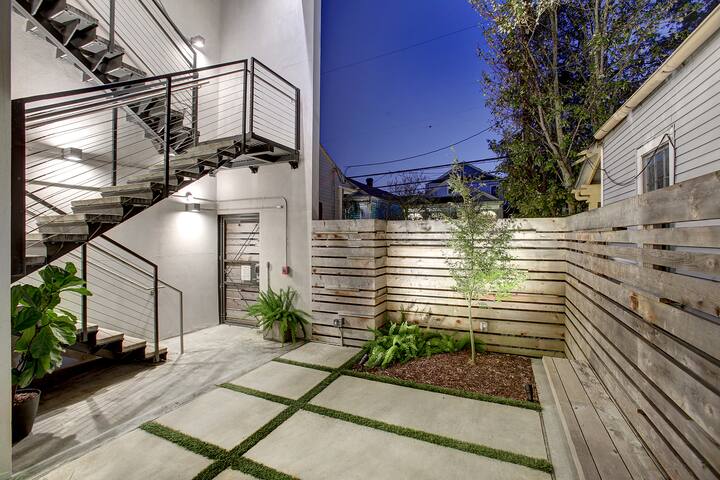 2 private units near French Quarter & Frenchmen gallery image 5