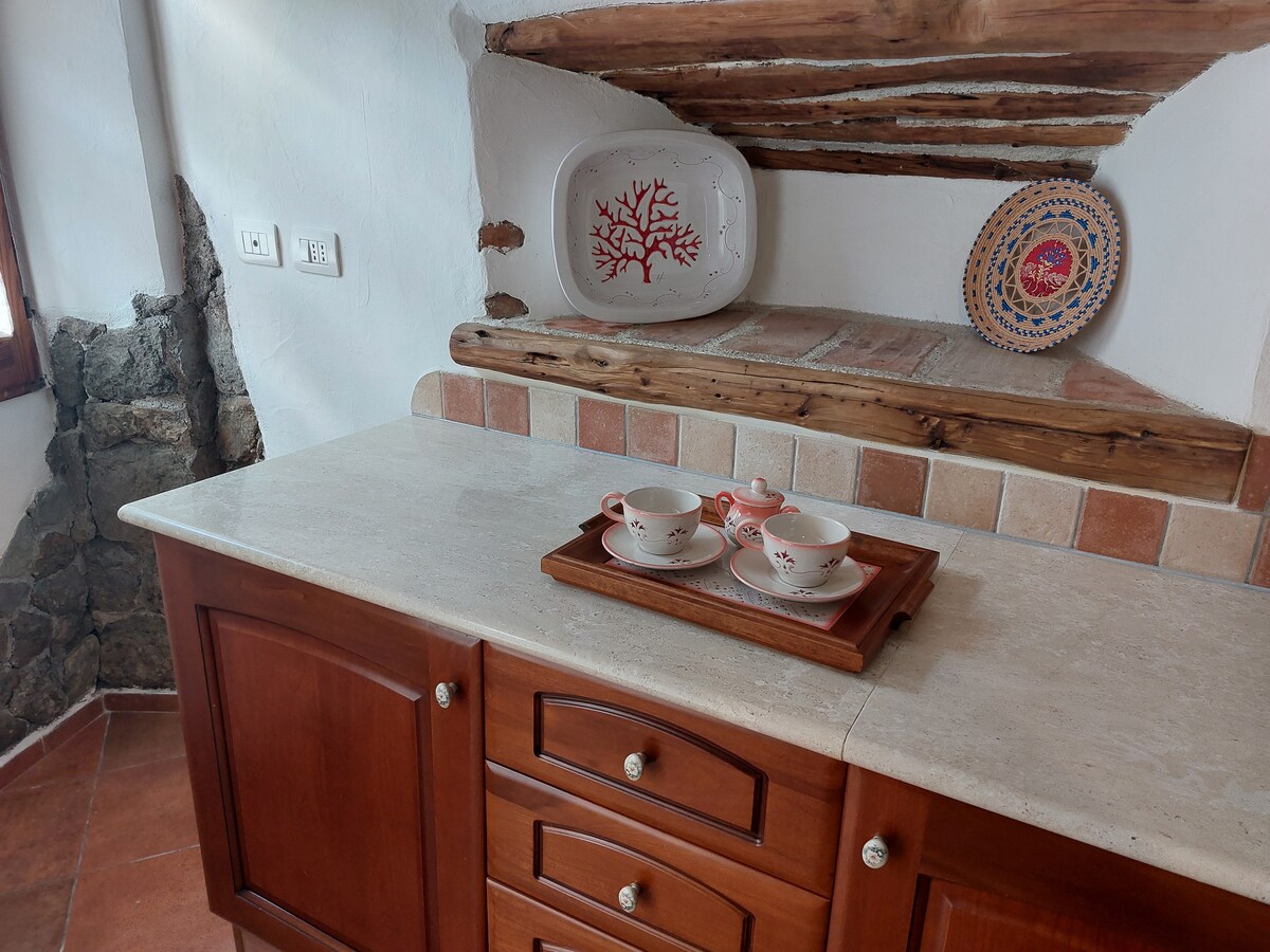 Popular Airbnb listing: Detached house - Wi-Fi - Air Conditioning in Dorgali