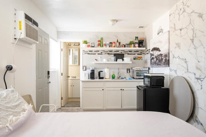 Guesthouse Private Studio - Las Vegas, NV