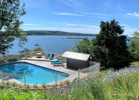 Port Cabin by Sea Maine