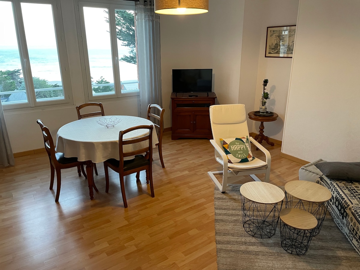 Top performing Airbnb: Ker Loïs – Panoramic Sea View in Pléneuf Val André