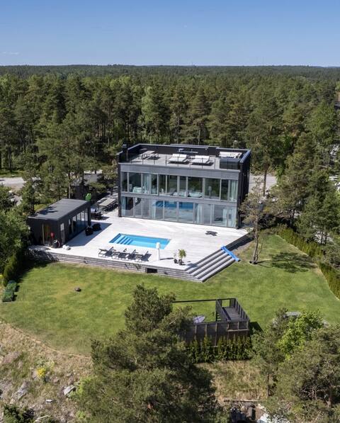 Exclusive architect villa with sea view