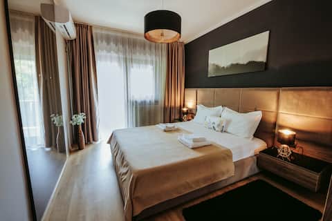 Charlotte Residence w/2 bedrooms near Republicii