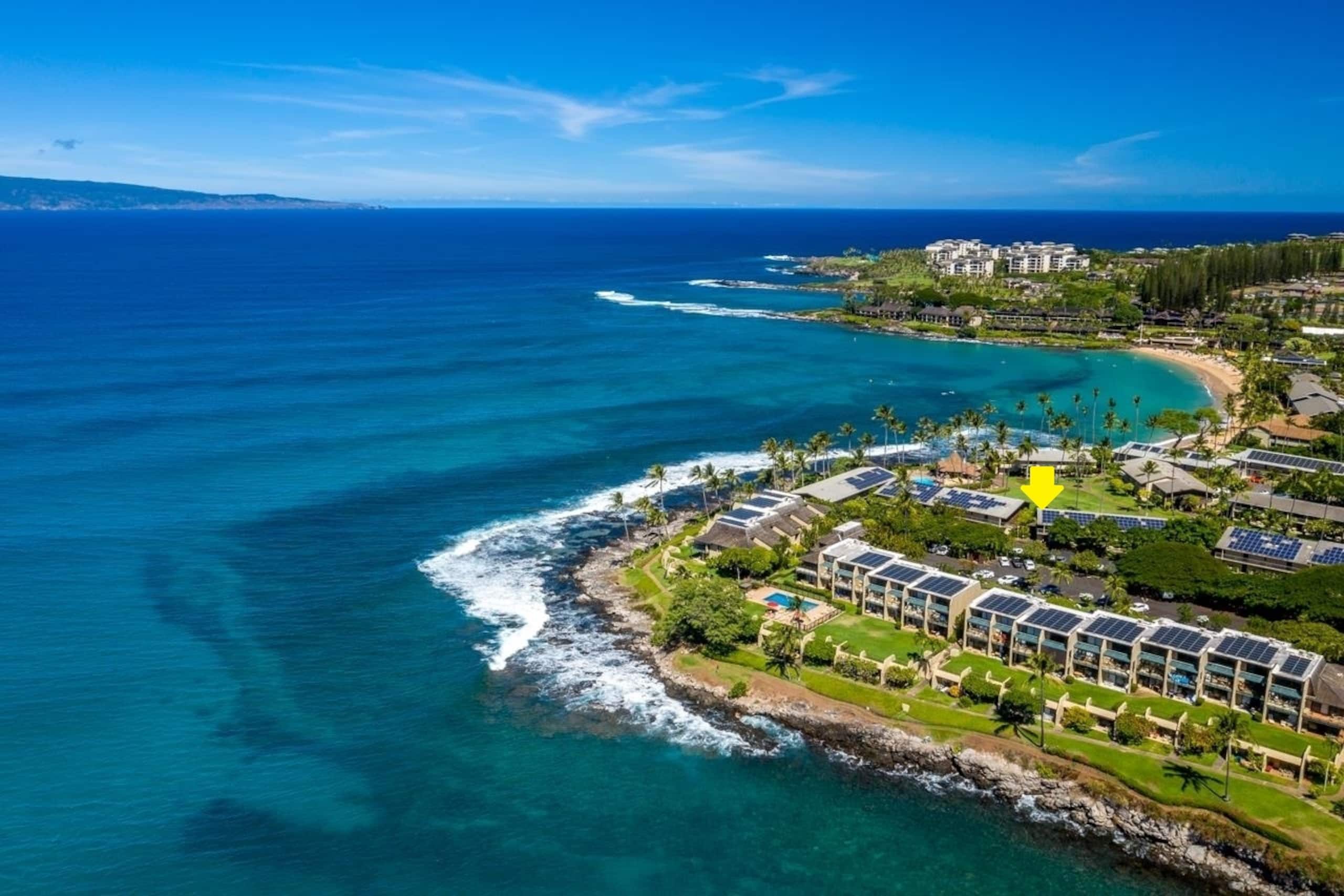 Condo in Lahaina · ★4.96 · Studio · 4 beds · 1 private bath - Image 20
