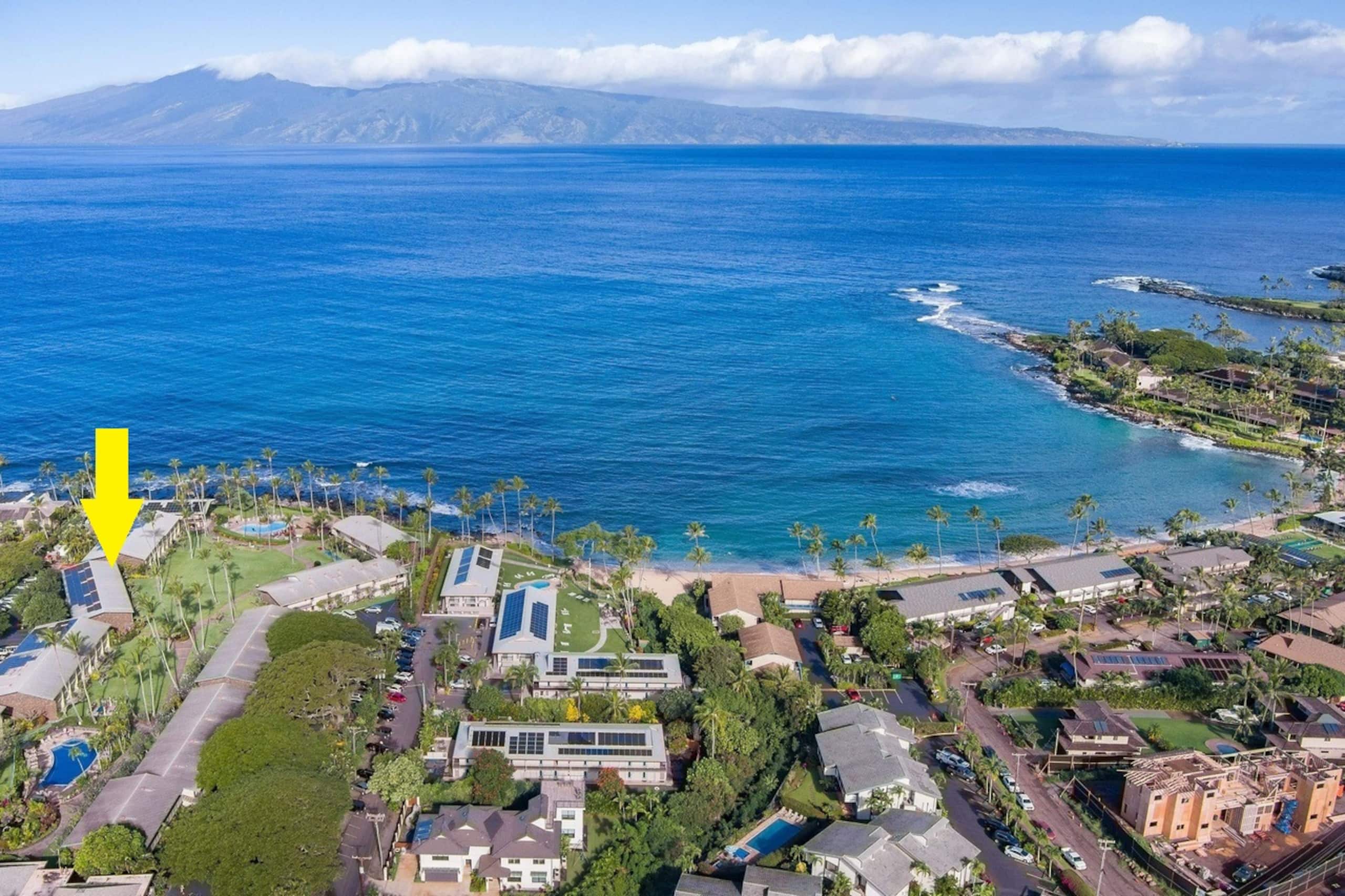 Condo in Lahaina · ★4.96 · Studio · 4 beds · 1 private bath - Image 13