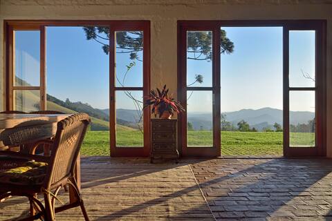 Mountain Getaway - Gazebo, Hiking, Waterfalls