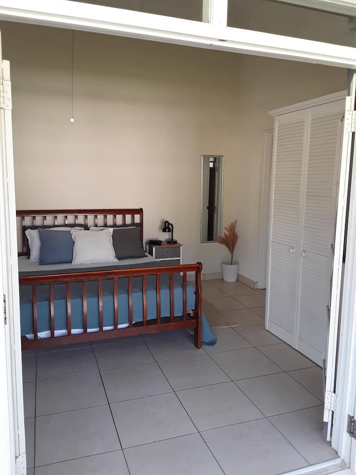 Bright and Airy - high vaulted ceiling allows breeze to flow through.