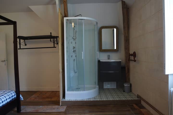 ห้องนอนที่ 8 3