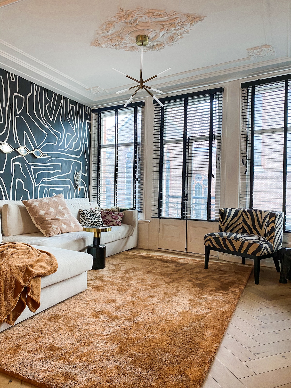 Successful Airbnb property: Luxurious two floor apartment with roof terrace! in Sarphatiparkbuurt