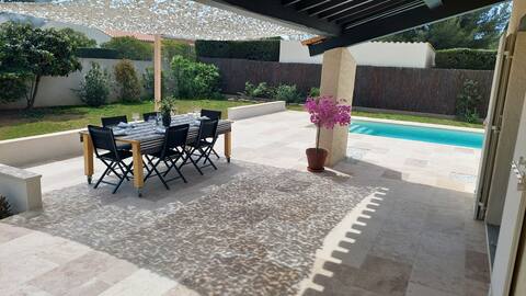 Villa with pool near Montpellier
