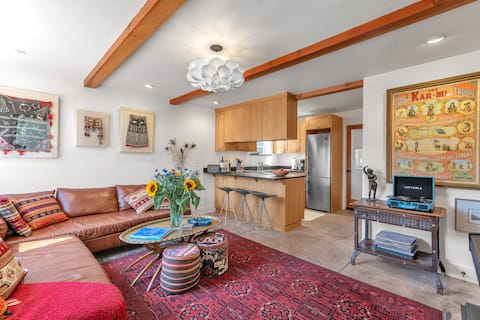 Urban Repose near Cal, BART-Steps to Shops, Cafes