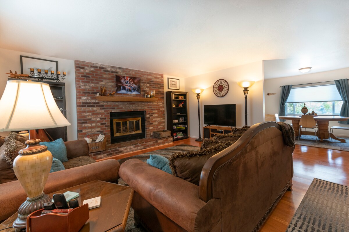 Successful Airbnb property: Peaceful Redlands Ranch! in Grand Junction