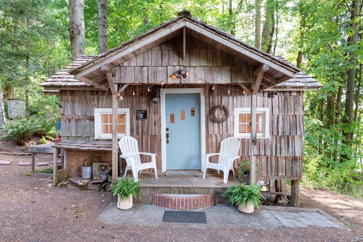 Water View Cottage Retreat - Houses for Rent in Olympia, Washington ...