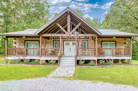 Come Away Cabin, a Luxury Retreat