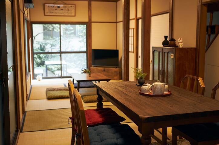 Japanese Showa style house w/garden & WiFi gallery image 4