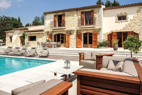 House/Mansion on French Riviera near Nice