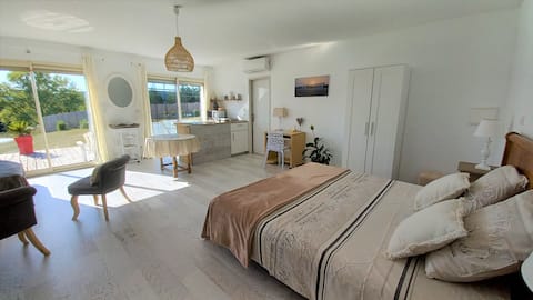 Charming cottage "Les Louves Blanches"