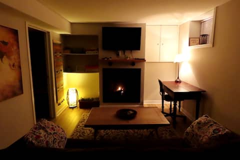 Top Airbnb: Traveller's Nest - Your Cozy Home in Ottawa in Capital