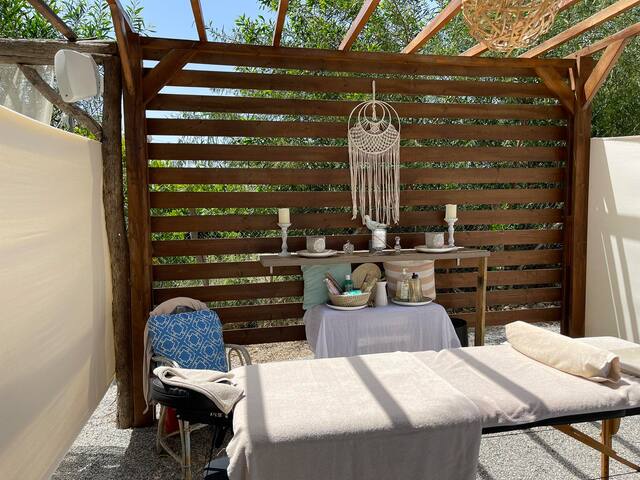 Eco Beachfront Villa gallery image 5