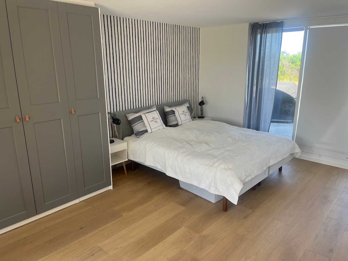 Dhoma e gjumit #4 - Kati përdhes